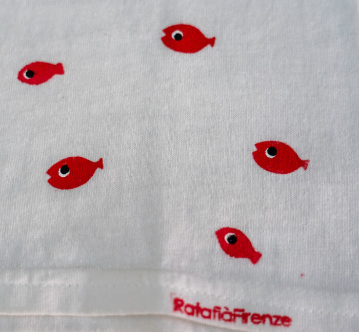T-Shirt-baby-fish-red-D-R