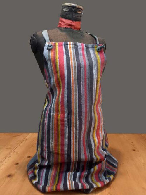 Apron with multicoloured stripes